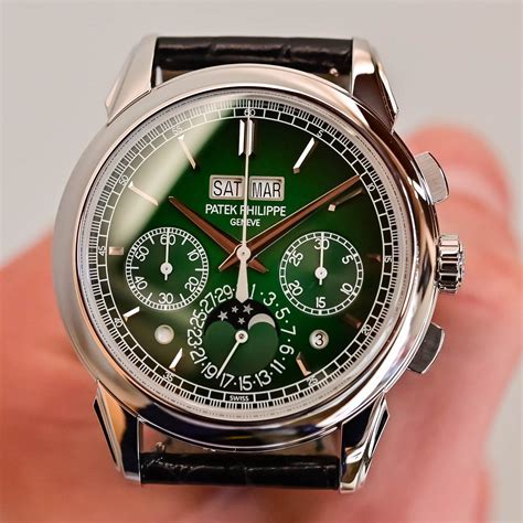 patek philippe platinum and honeycomb green|Patek Philippe 5270 dial.